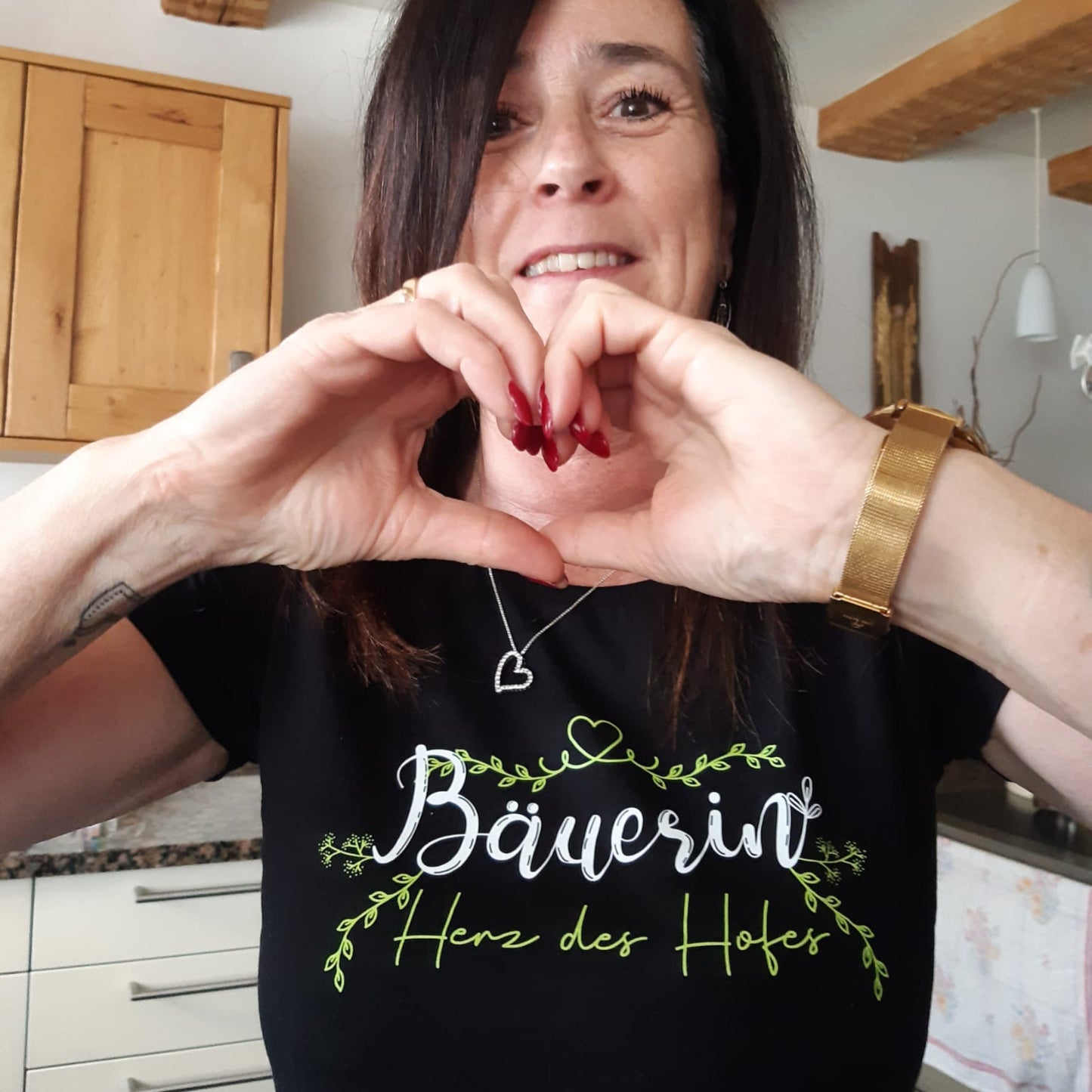 Bäuerin, Herz des Hofes - Damenshirt Premium